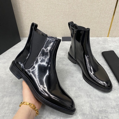 Buty wsuwane sztyblety