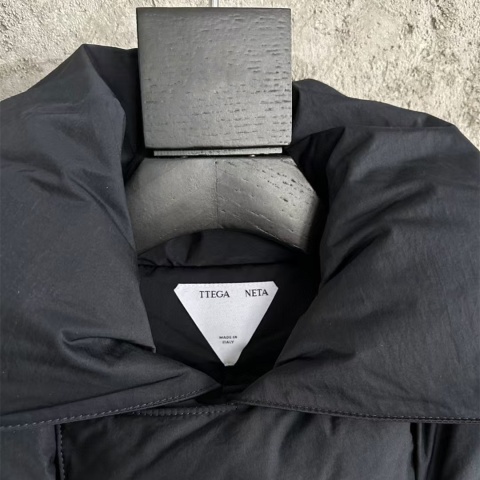 Kamizelka Bottega Veneta