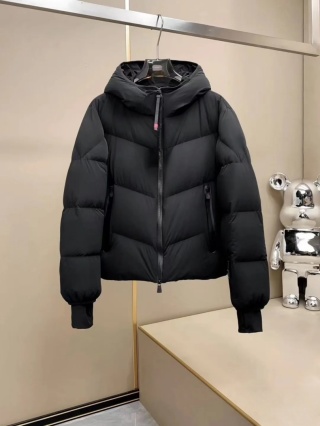 Kurtka zimowa Moncler