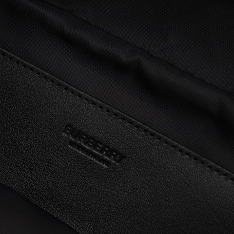 Nerka torebka na ramię Burberry London