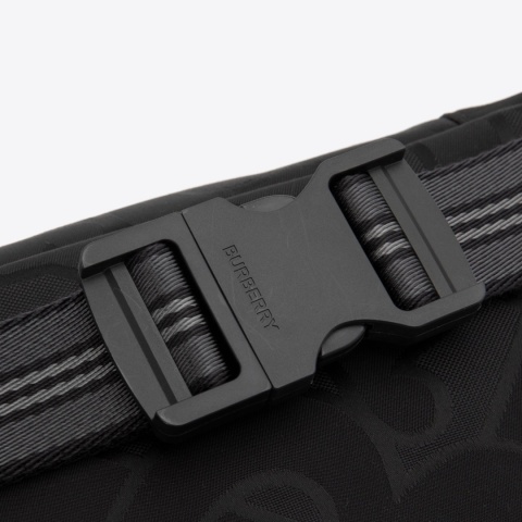 Nerka torebka na ramię Burberry London