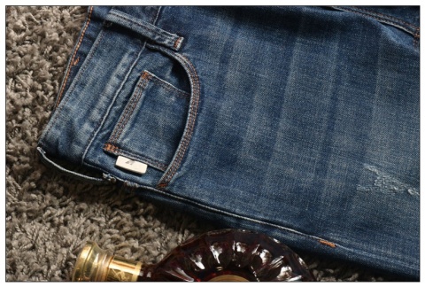 Spodnie Emporio Armani 33