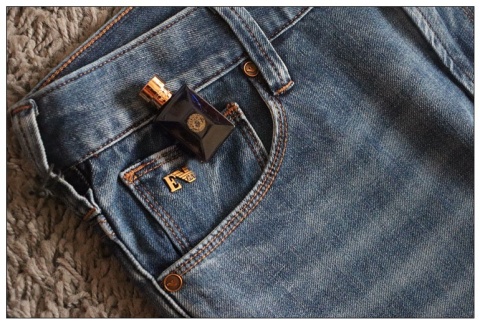 Spodnie Emporio Armani